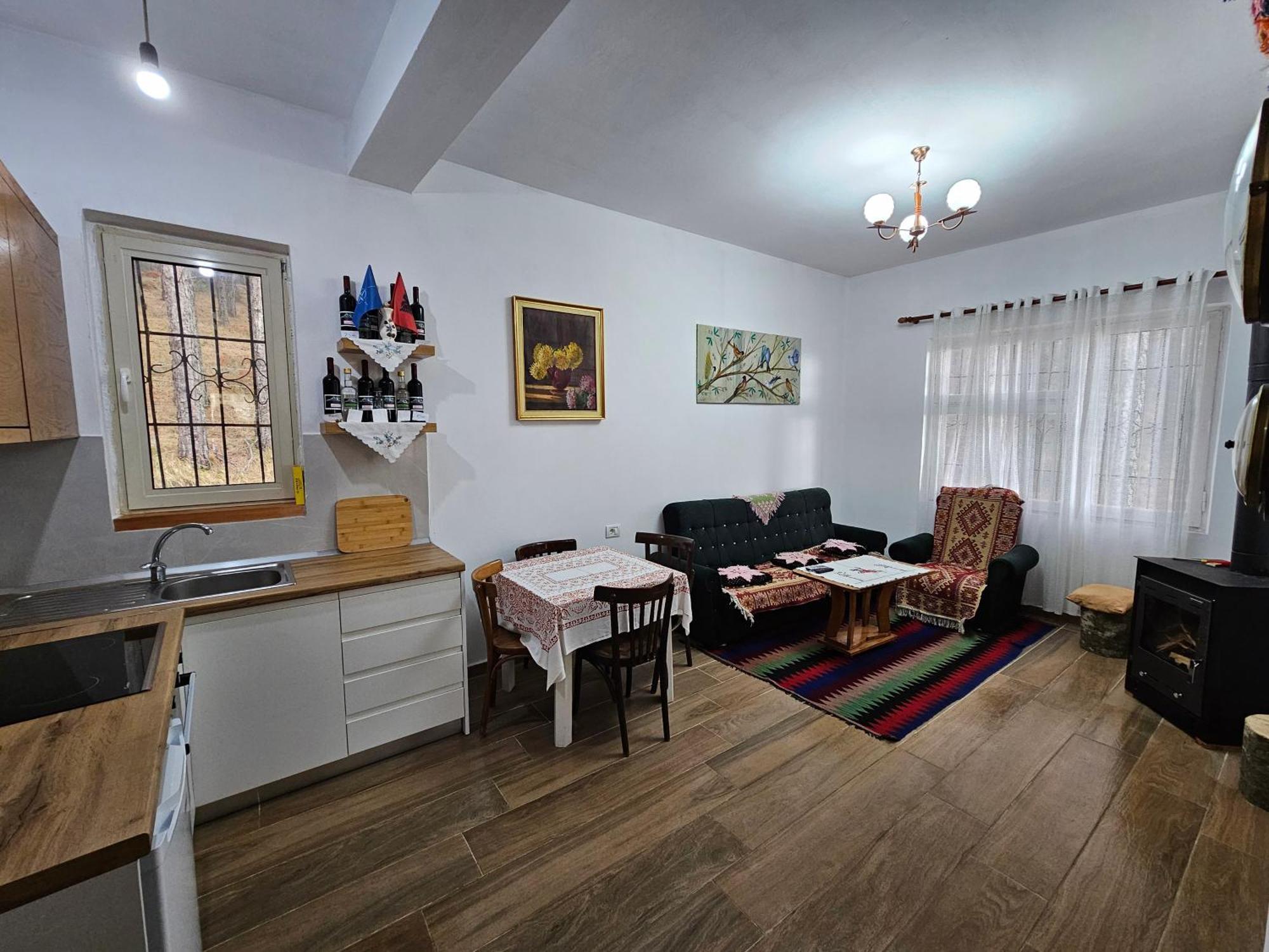 Bujtinat Skenderi Gjinar 2 Villa Luaran gambar