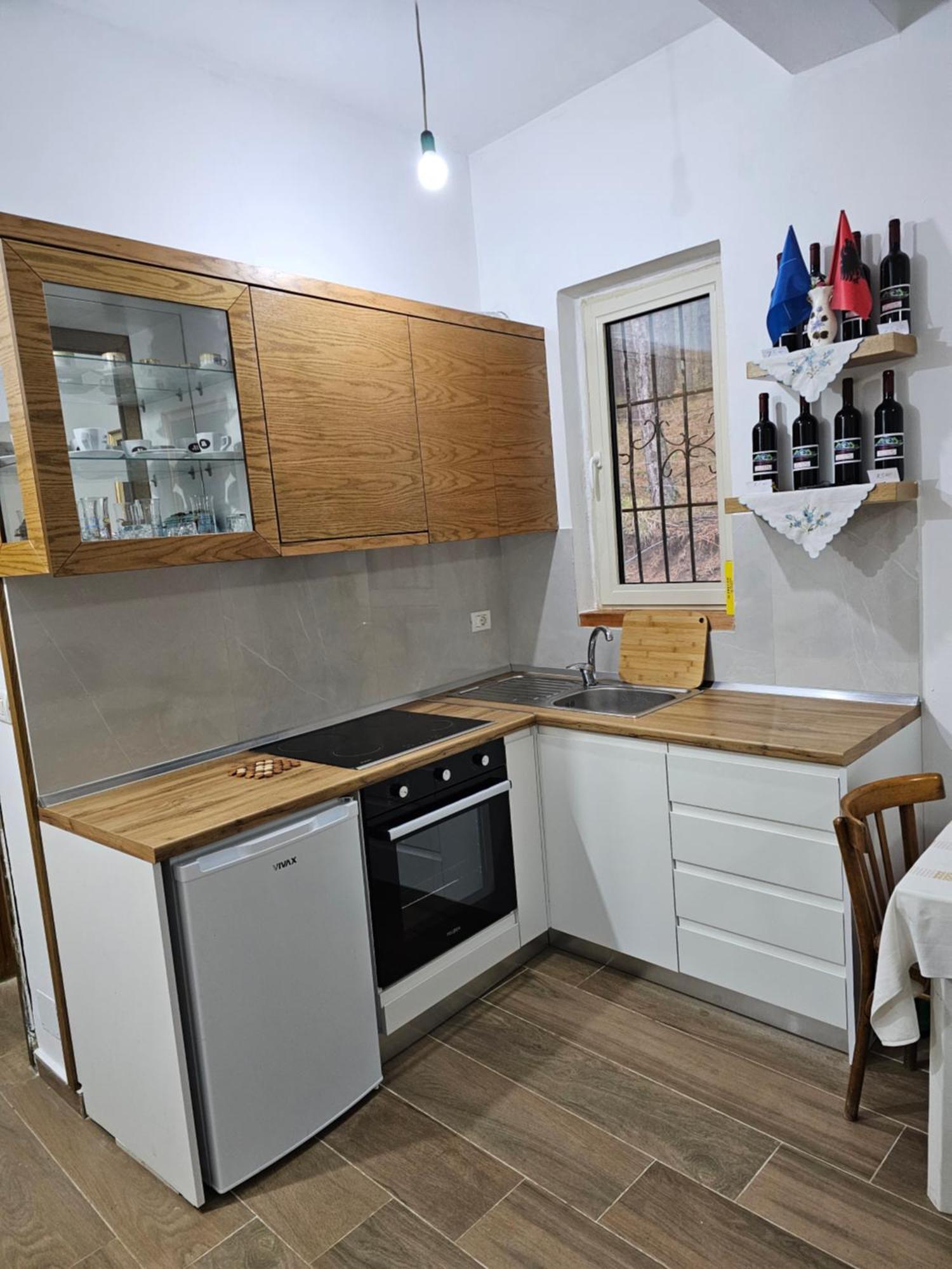 Bujtinat Skenderi Gjinar 2 Villa Luaran gambar