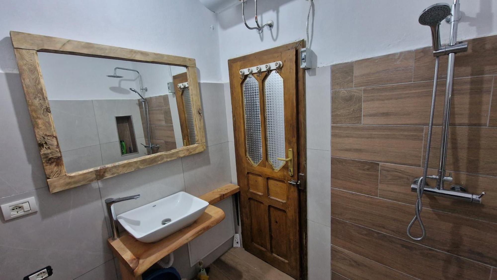 Bujtinat Skenderi Gjinar 2 Villa Luaran gambar