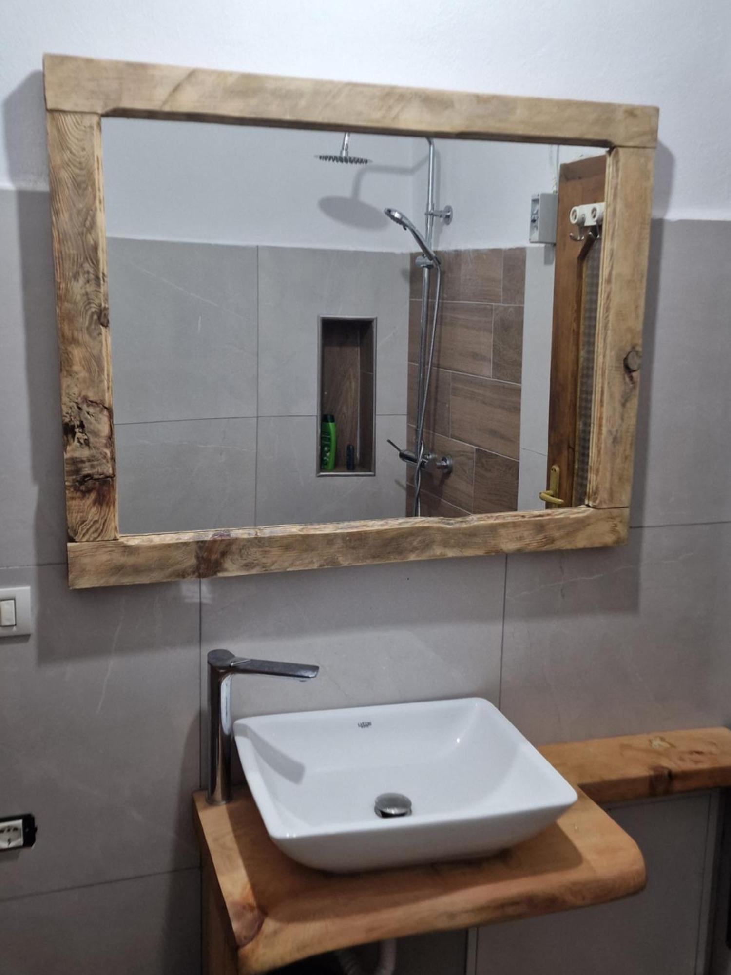 Bujtinat Skenderi Gjinar 2 Villa Luaran gambar